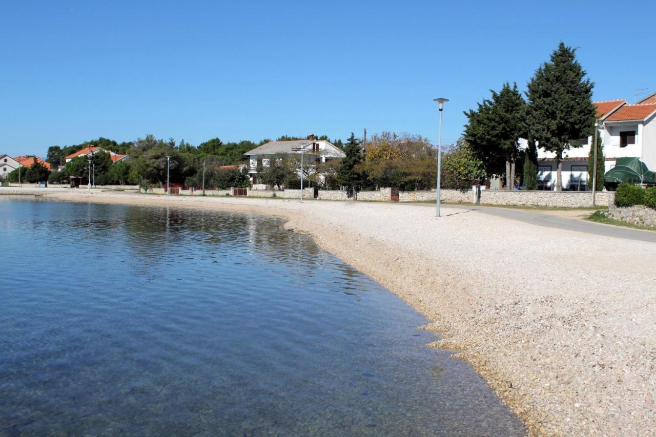 Apartments And Rooms By The Sea Vrsi - Mulo, Zadar - 5848 Esterno foto
